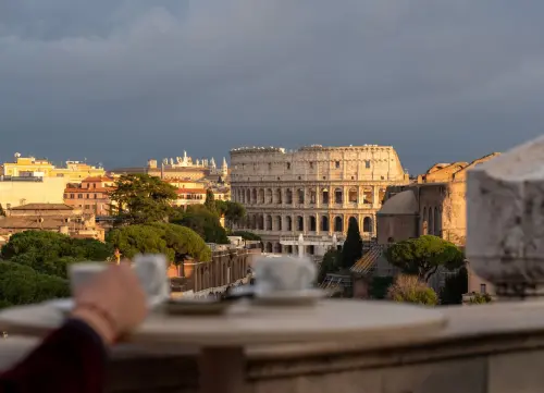 Scopri il fascino della Capitale dall'alto su Leterrazzealcolosseo.it